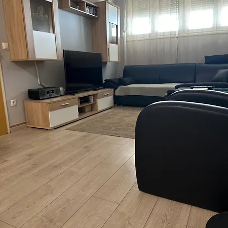 Sandra Apartment *