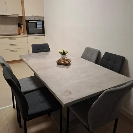Apartment Sandra